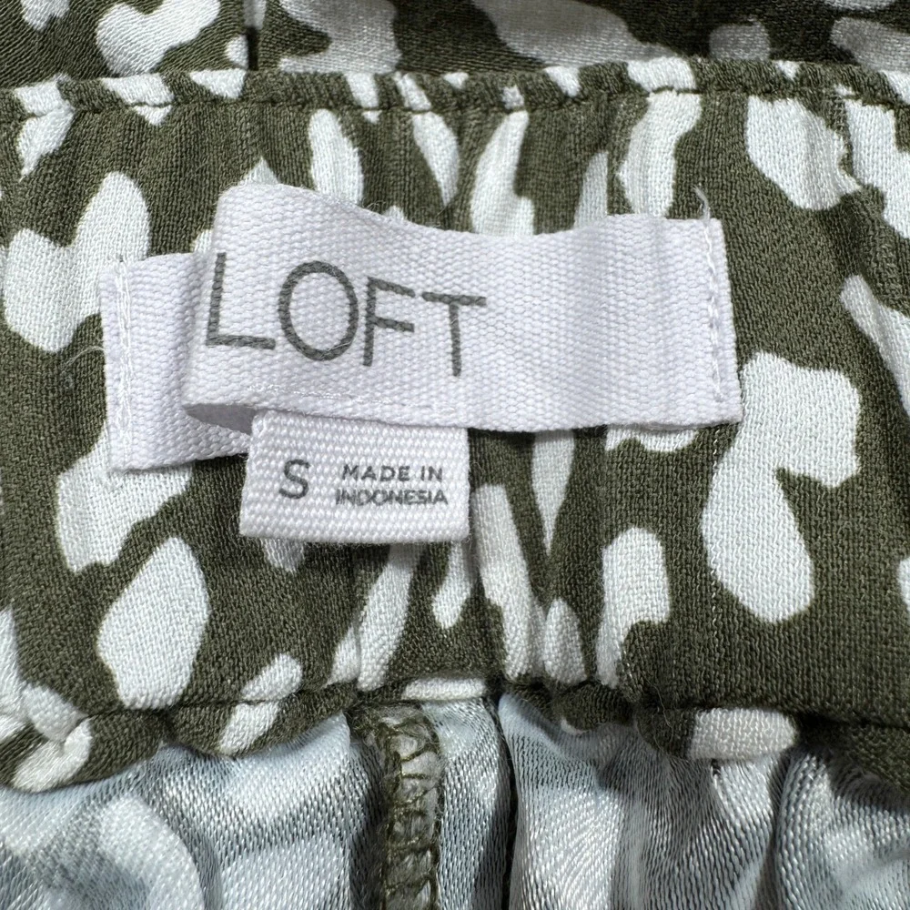 LOFT Women's Wide Leg Pants Animal Print Olive Green‎ White Size S Elastic Waist